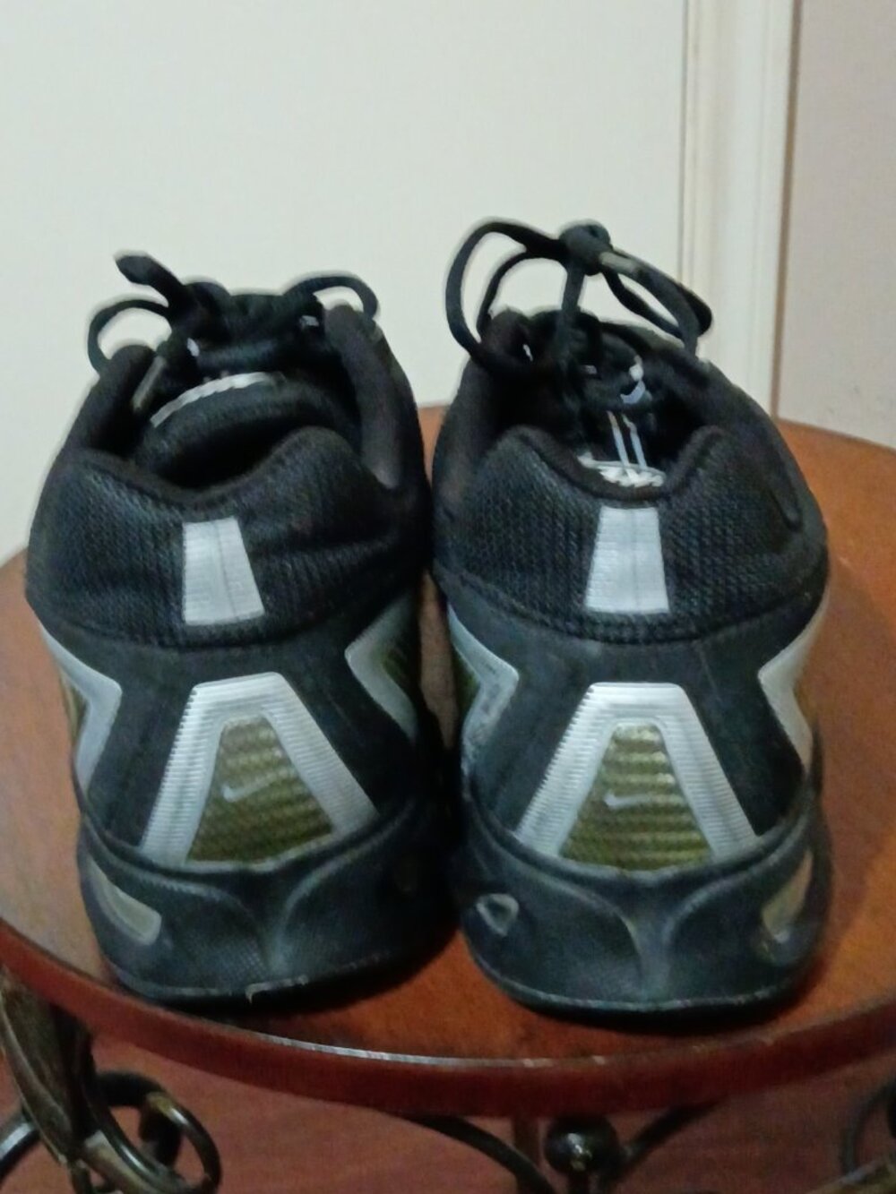 Nike Air Max Torch 3 319116-011 Mens Sz 12 Running Shoes Black White Sneakers - Picture 10 of 14